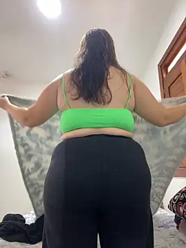 Im Amelia online show from November 5, 1:22 pm