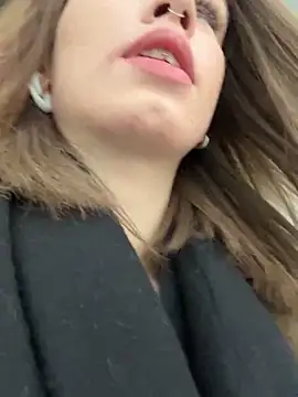 Snapshot of Street_young chatting on February 12, 3:16 pm Street young online show from February 12, 3:16 pm