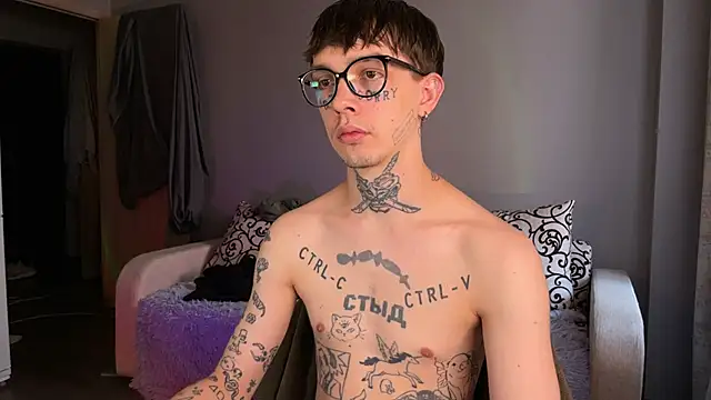 Snapshot of anahori__simon chatting on September 23, 1:47 pm anahori simon online show from September 23, 1:47 pm