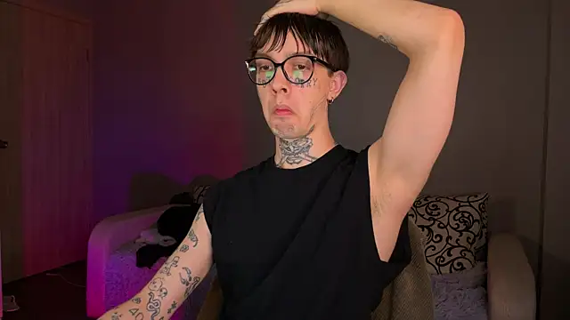 Snapshot of anahori__simon chatting on October 3, 7:11 pm anahori simon online show from October 3, 7:11 pm