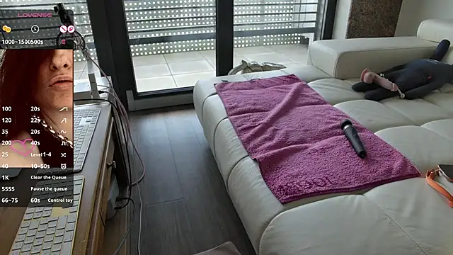 sexyLolia11 online show from June 25, 10:31 am