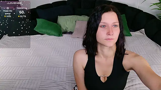 SarahStanley online show from September 19, 4:29 pm