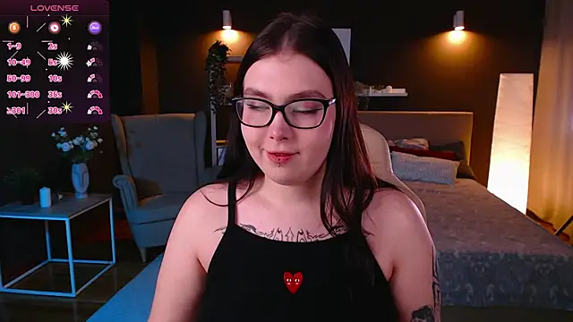 Arizonaa Muse online show from December 6, 12:27 pm