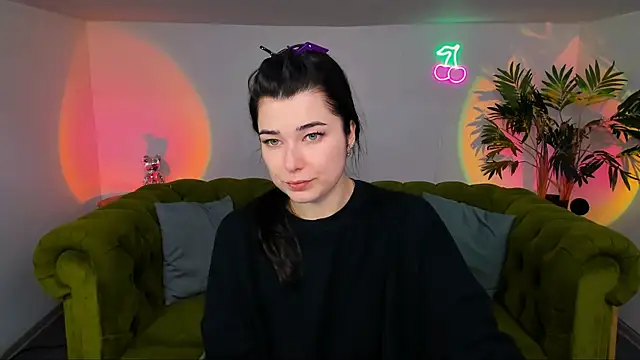  Sun Shy  online show from October 27, 6:28 am