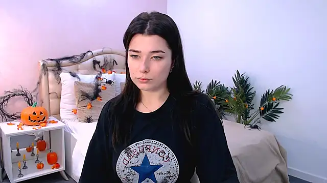  Sun Shy  online show from November 4, 1:21 pm