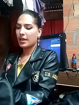 Lanna hott  online show from December 4, 3:32 pm