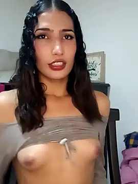 Lanna hott  online show from March 18, 10:37 pm