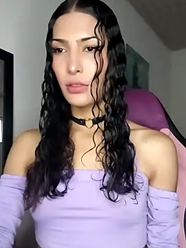 Lanna hott  online show from February 26, 8:30 pm