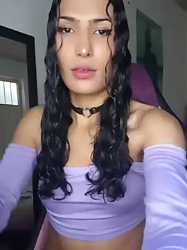 Snapshot of Lanna_hott_ chatting on June 25, 8:57 pm Lanna hott online show from June 25, 8:57 pm