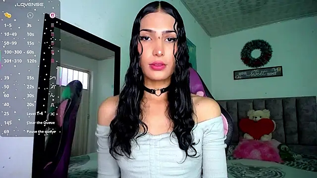Snapshot of Lanna_hott_ chatting on July 8, 7:29 pm Lanna hott online show from July 8, 7:29 pm