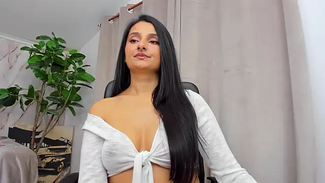 Snapshot of JennaPrice chatting on January 7, 5:54 am JennaPrice online show from January 7, 5:54 am