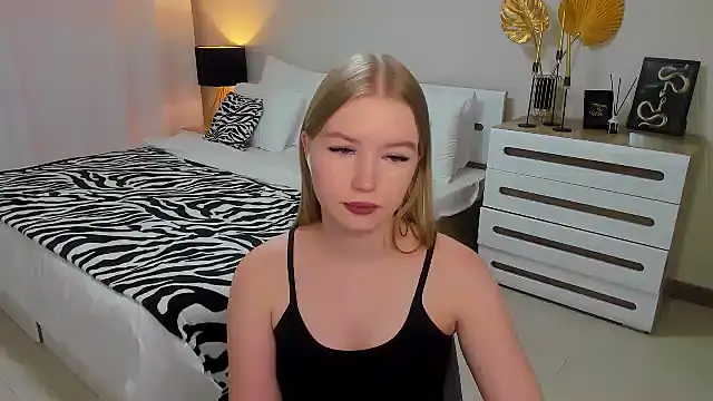 shy  lady online show from January 30, 9:36 pm