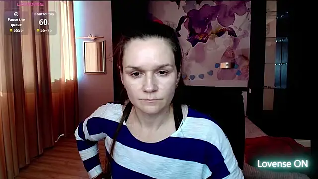 Snapshot of AriaGray chatting on March 26, 12:55 pm AriaGray online show from March 26, 12:55 pm