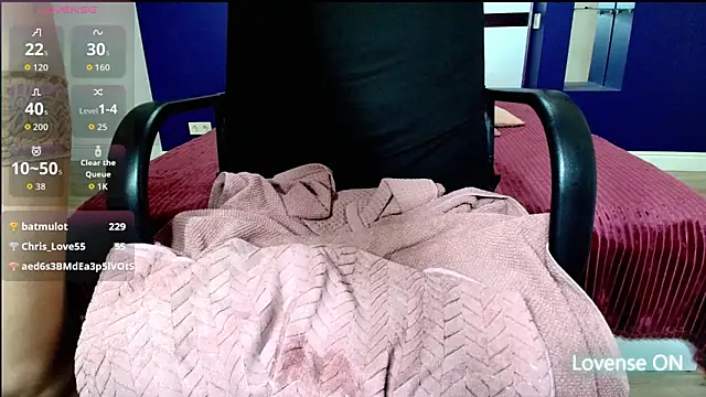 Snapshot of AriaGray chatting on March 28, 8:41 pm AriaGray online show from March 28, 8:41 pm