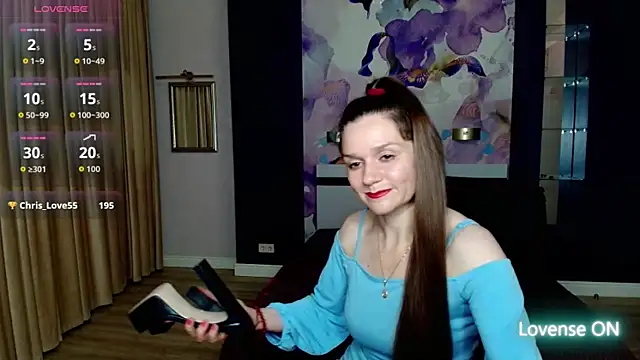 Snapshot of AriaGray chatting on April 2, 10:51 pm AriaGray online show from April 2, 10:51 pm