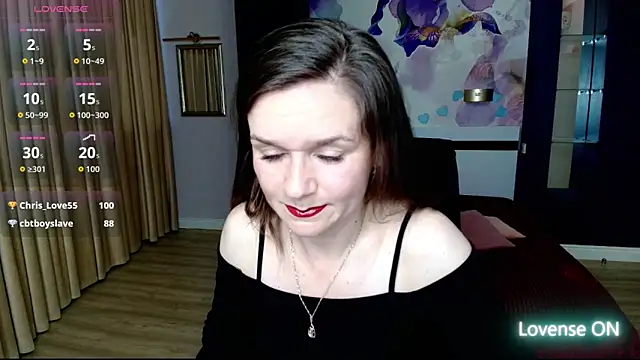 AriaGray online show from May 11, 5:32 pm