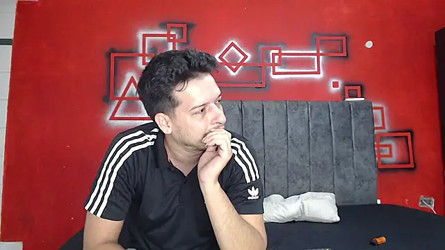 FerneyManti online show from February 8, 1:36 pm