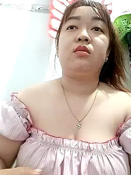VyOanh2K online show from January 29, 1:28 pm