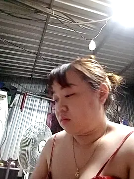 VyOanh2K online show from February 6, 12:59 pm