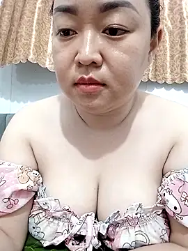 Snapshot of VyOanh2K chatting on March 20, 3:50 pm VyOanh2K online show from March 20, 3:50 pm