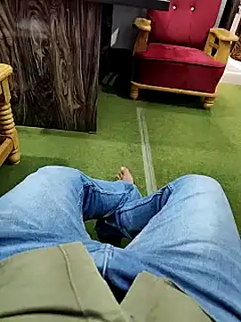 Snapshot of biharihotlund chatting on February 27, 4:52 am biharihotlund online show from February 27, 4:52 am