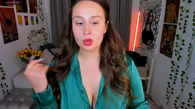 Lattea online show from October 4, 9:13 pm