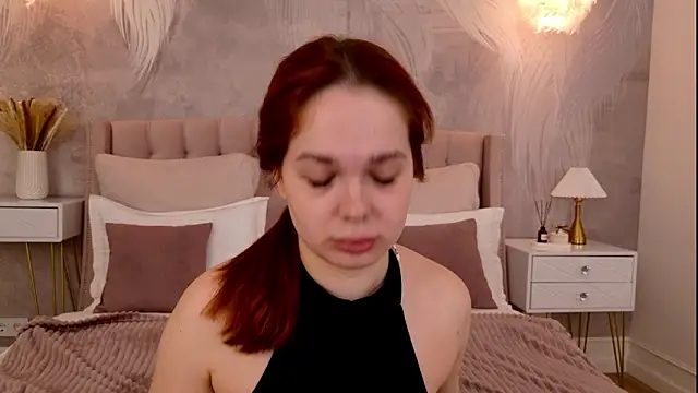 DeniseReese online show from March 21, 2:38 am