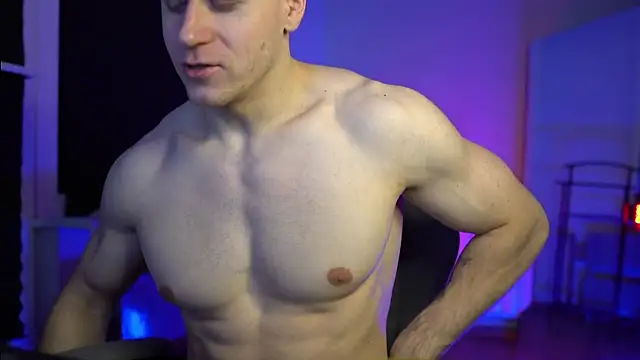 Snapshot of Bruno_Banani chatting on October 13, 4:51 pm Bruno Banani online show from October 13, 4:51 pm