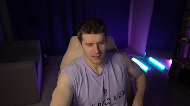 Bruno Banani online show from January 11, 9:42 pm