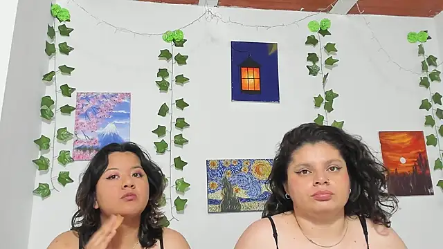 Snapshot of Karol_IsabelCouple chatting on December 10, 10:58 pm Karol IsabelCouple online show from December 10, 10:58 pm