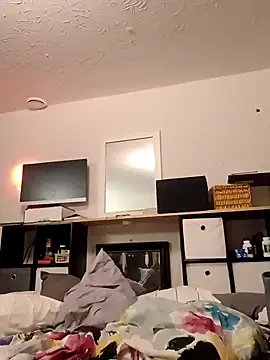 sissytrapdolly24 online show from March 15, 10:32 am