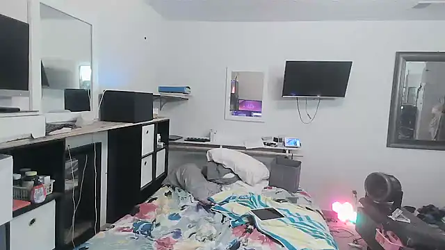 sissytrapdolly24 online show from April 2, 3:31 pm