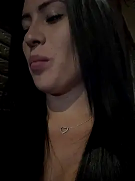 Snapshot of Sara_luna_ chatting on November 16, 1:55 am Sara luna online show from November 16, 1:55 am