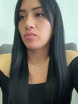 Snapshot of Sara_luna_ chatting on February 3, 4:56 pm Sara luna online show from February 3, 4:56 pm