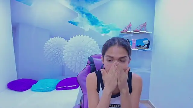 DEMI LEED online show from November 12, 12:05 pm