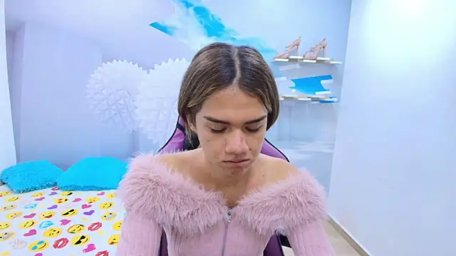 DEMI LEED online show from February 12, 11:49 am