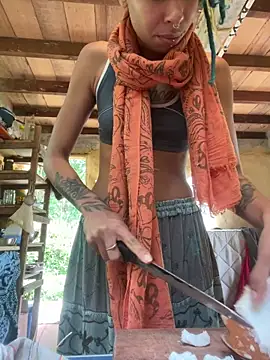 sammoura01 online show from April 2, 4:48 pm