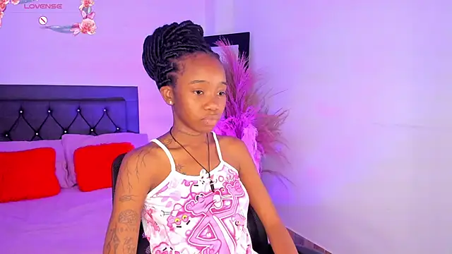 Snapshot of Rihana_hot01 chatting on February 21, 1:11 am Rihana hot01 online show from February 21, 1:11 am