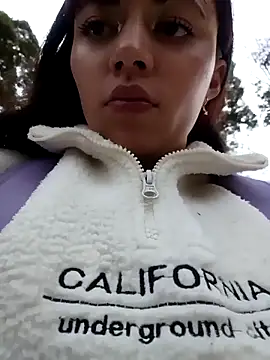 Isabella Delight  online show from February 9, 7:52 pm