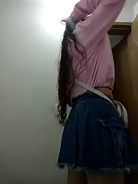 Isabella Delight  online show from September 14, 11:04 pm