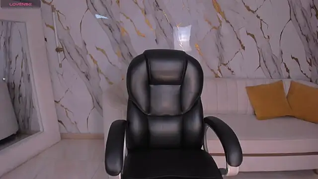 AbbyDalton online show from April 30, 8:57 pm