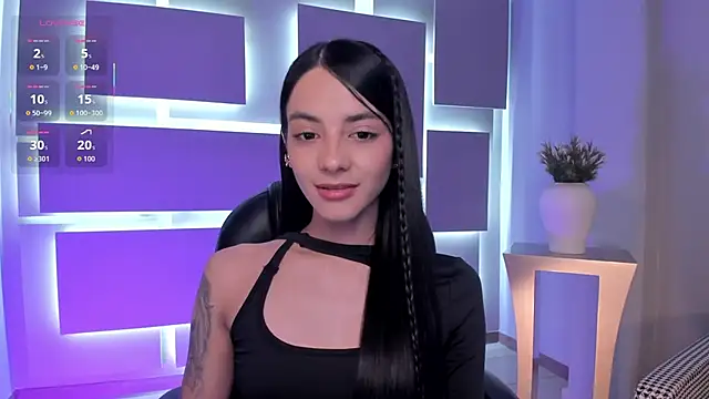 Snapshot of HannahJamesX chatting on September 23, 7:39 pm HannahJamesX online show from September 23, 7:39 pm