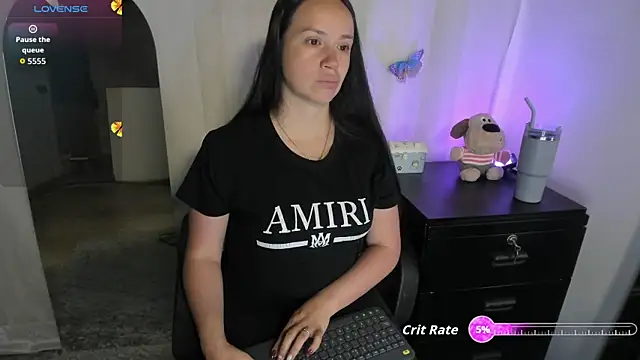 milysauria1 online show from May 15, 12:34 pm