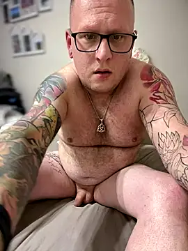 PierreNaked89 online show from October 4, 9:46 pm