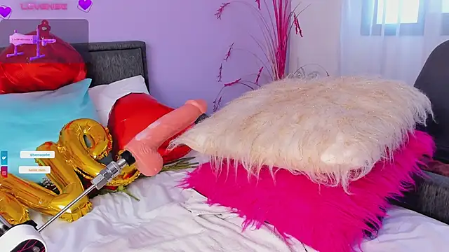 Hanna Stanx online show from February 14, 10:36 pm