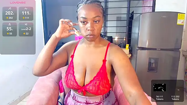 Snapshot of CiaraEbony chatting on January 9, 12:19 pm CiaraEbony online show from January 9, 12:19 pm