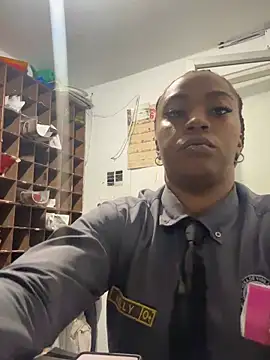 CiaraEbony online show from May 3, 1:22 am