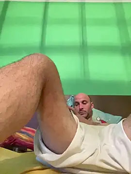 Snapshot of tubfunaske chatting on November 30, 7:18 pm tubfunaske online show from November 30, 7:18 pm