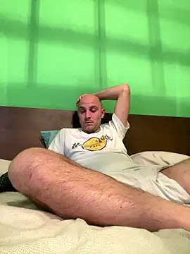 Snapshot of tubfunaske chatting on January 11, 4:23 pm tubfunaske online show from January 11, 4:23 pm