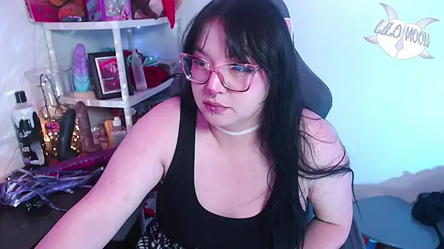 LiloMoon69 online show from December 29, 6:03 am